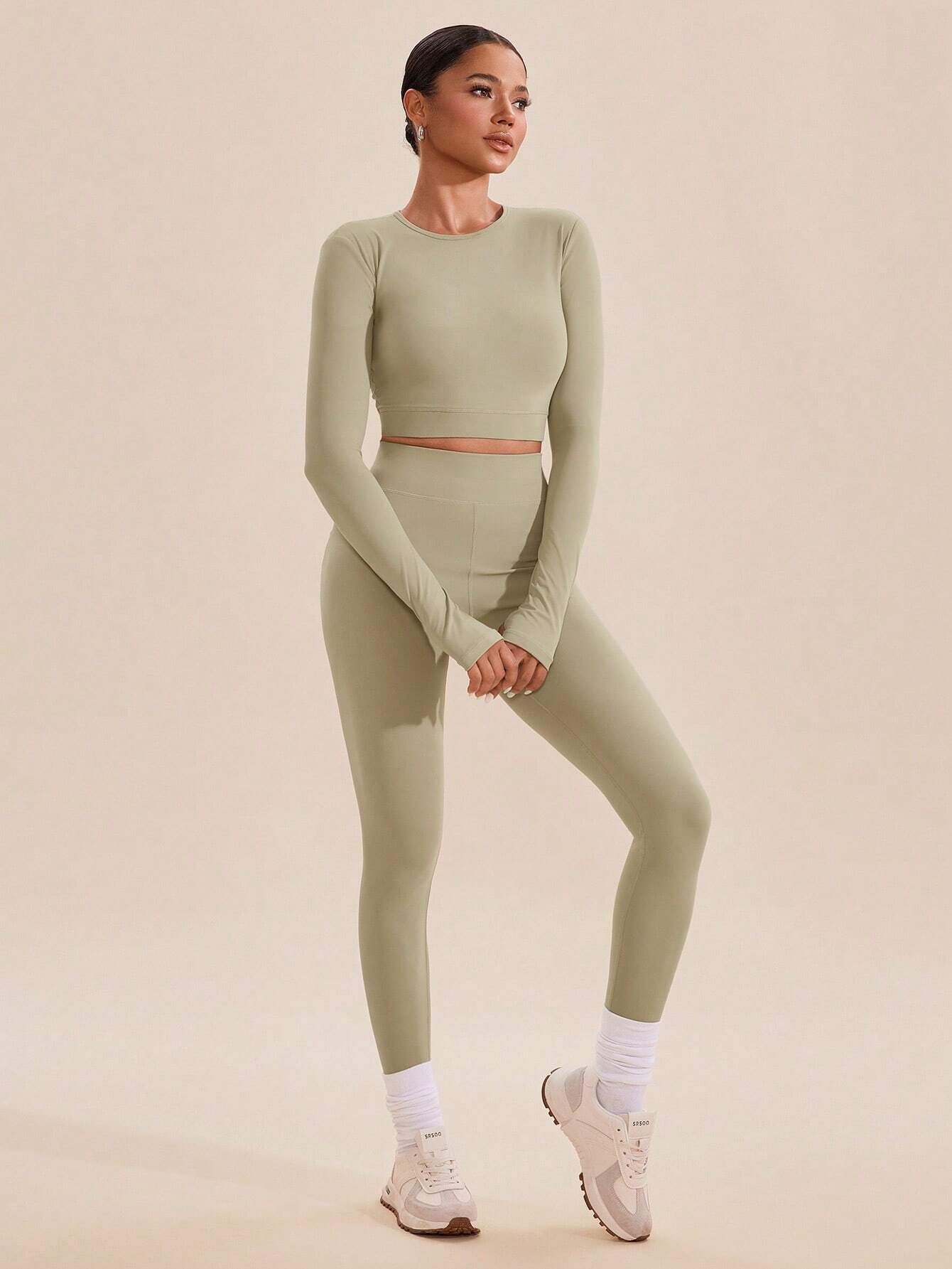 SET ĐỒ TẬP YOGA 2 MÓN ÁO CÁCH ĐIỆU LƯNG