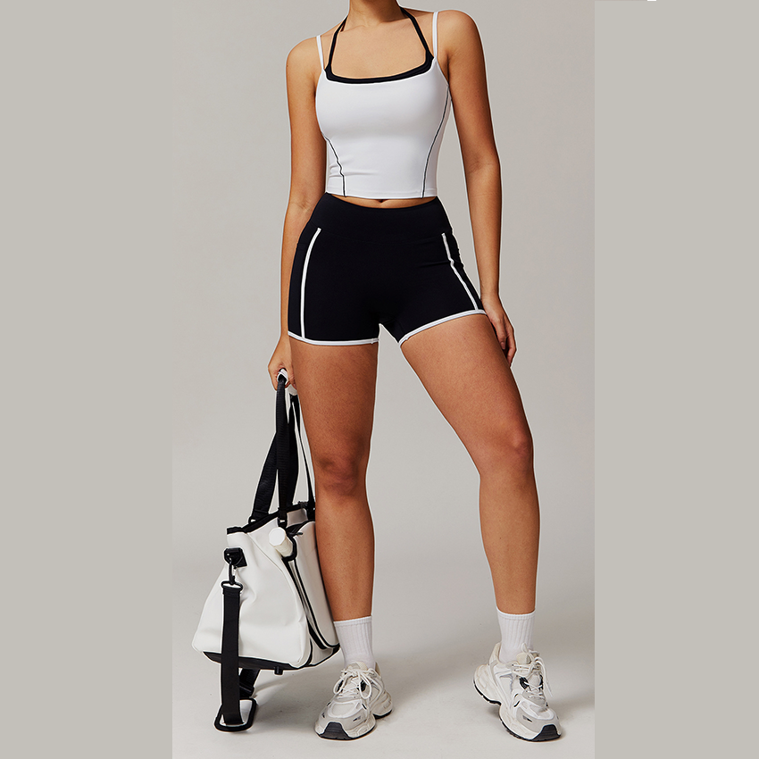 BỘ ĐỒ TẬP THỂ THAO NỮ CROP TOP VÀ QUẦN SHORT THỂ THAO VIỀN