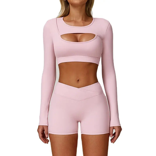 SET ÁO CẮT XẺ NGỰC VÀ QUẦN TẠO HIỆU ỨNG NÂNG