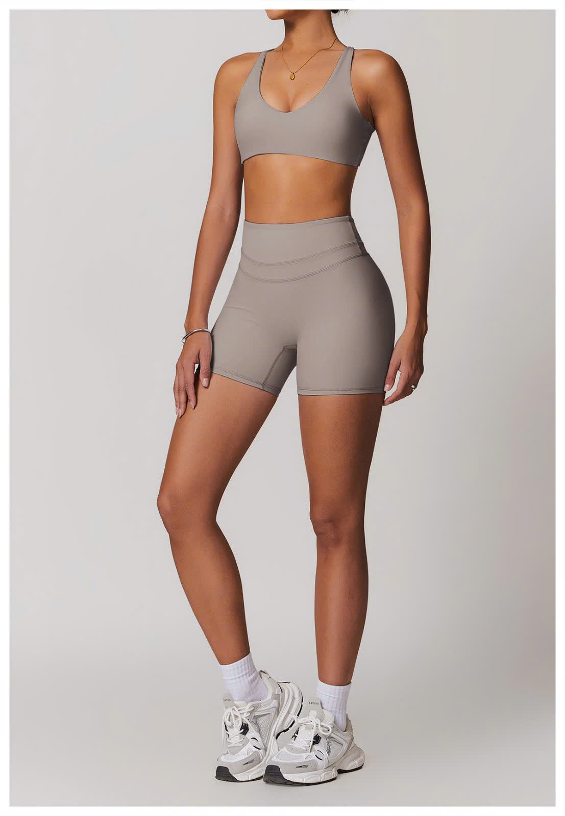 B- SET ĐỒ TẬP GYM - GREY